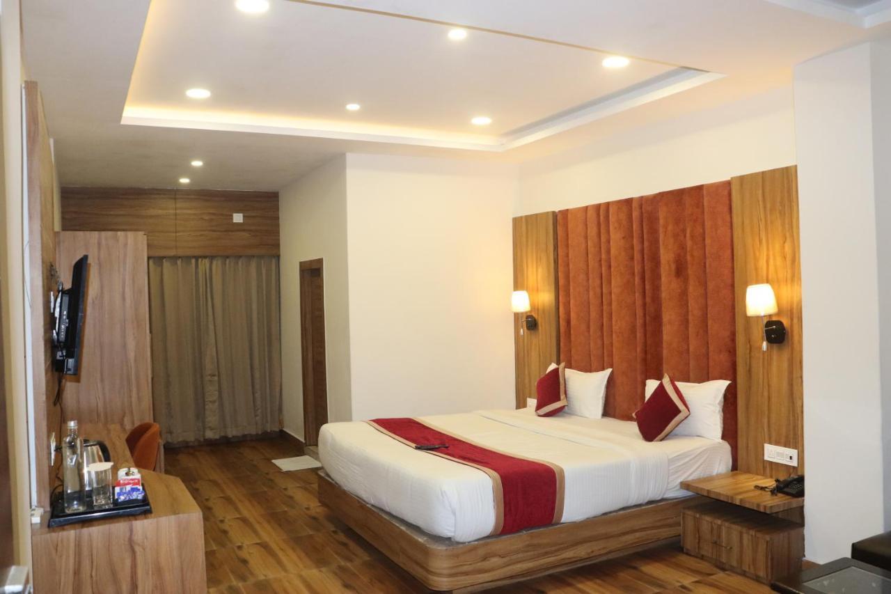 The Imperial Hotel & Spa Gangtok Exteriör bild
